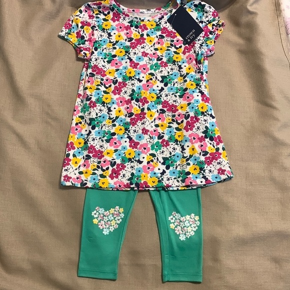 crown & ivy Other - Crown & Ivy Girls Floral Shirt & Legging Set